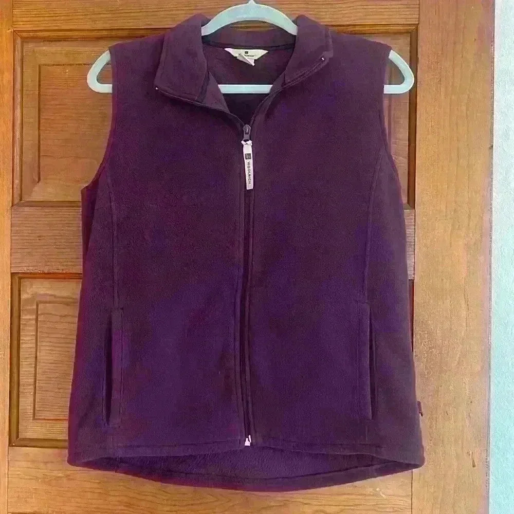 Woolrich Full Zip Fleece Vest, Dark Wineberry, Size Small